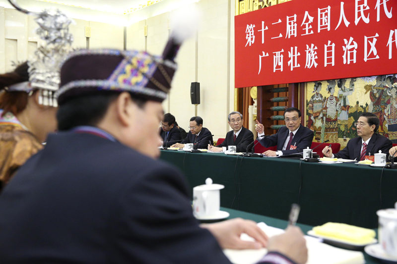 李克強(qiáng):查個地條鋼比你批個鋼鐵項目震動可大多了