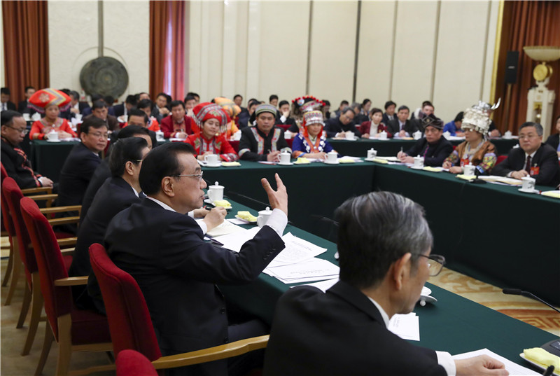 李克強(qiáng):查個地條鋼比你批個鋼鐵項目震動可大多了