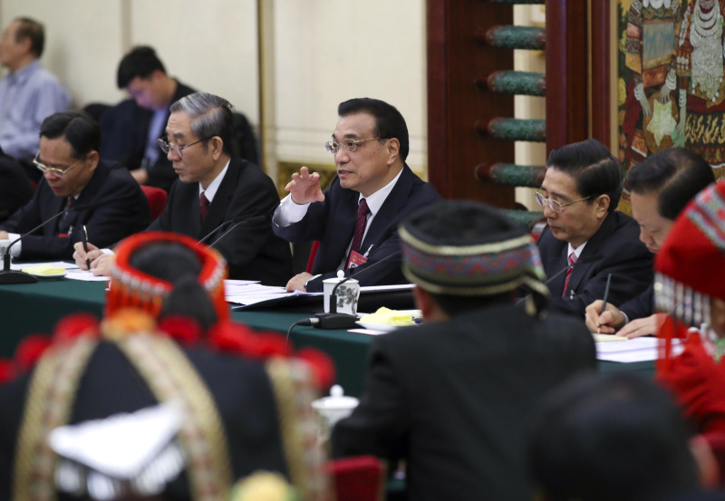 李克強(qiáng):查個地條鋼比你批個鋼鐵項目震動可大多了