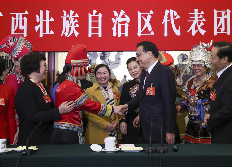 李克強(qiáng):查個地條鋼比你批個鋼鐵項目震動可大多了