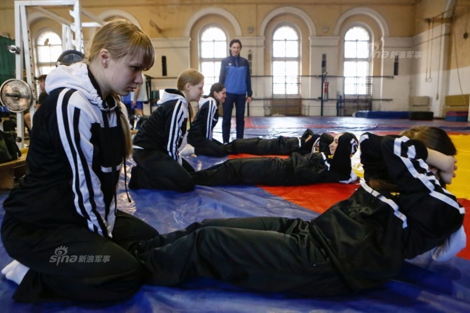 高顏值高材生！俄航天學院培養美女間諜讀圖員