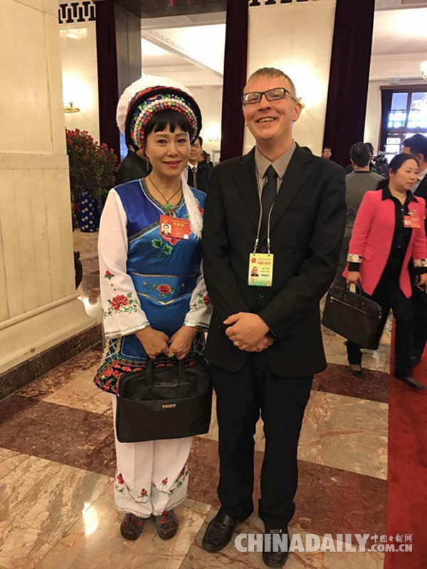 艾瑞克跑兩會 | 第六集：關于代表和委員的清晰表達，艾瑞克有話講