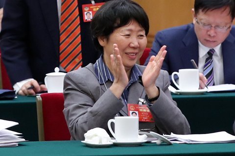 院士代表建議攻克霧霾形成機理 李克強:誰攻克,重獎誰!