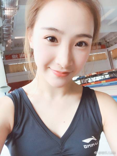 最美蹦床冠軍拜名師 也跨界進娛樂圈？