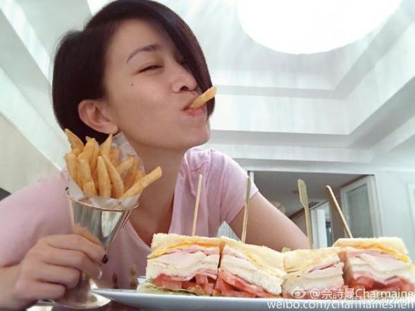 娛樂(lè)圈吃貨多：趙麗穎毛曉彤林允張?zhí)鞇?ài)最?lèi)?ài)吃