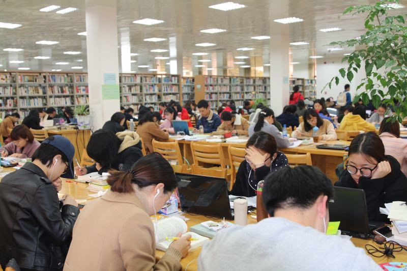 反占座神器：湖南師大圖書(shū)館推“掃碼落座”走紅校園