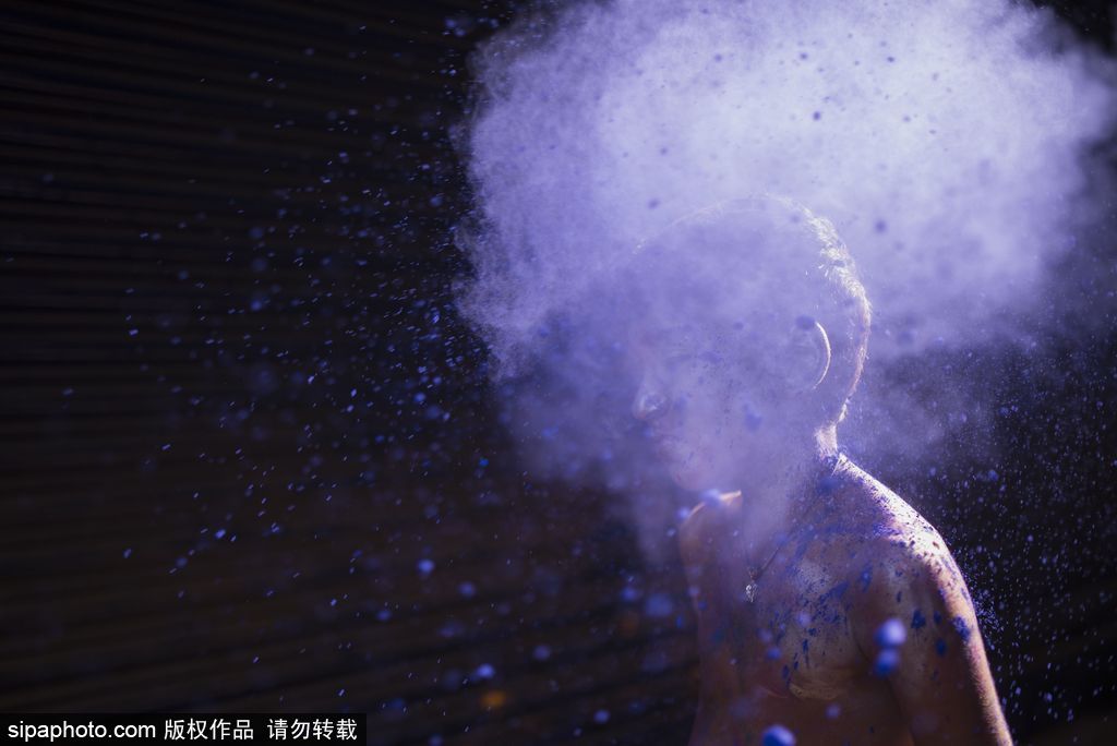 最多彩的笑臉 記錄印度金奈胡里節兒童肖像