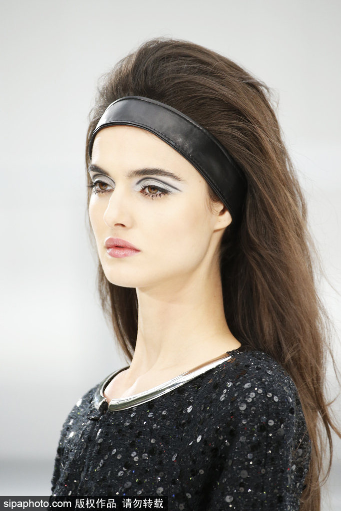 巧用頭巾凹造型！男明星都來湊熱鬧