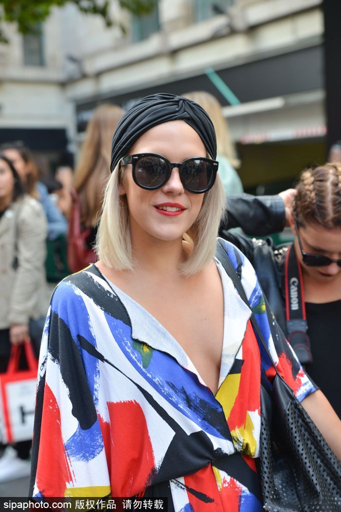 巧用頭巾凹造型！男明星都來湊熱鬧