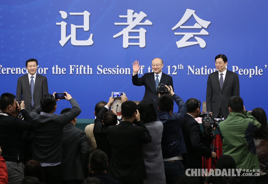 國(guó)家質(zhì)檢總局局長(zhǎng)支樹平等就“質(zhì)量提升”答記者問(wèn)