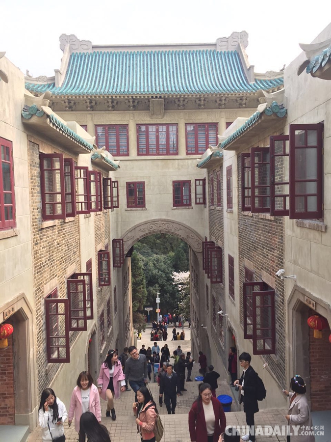 武大賞櫻預(yù)約火熱 每天1.5萬(wàn)預(yù)約名額被秒光