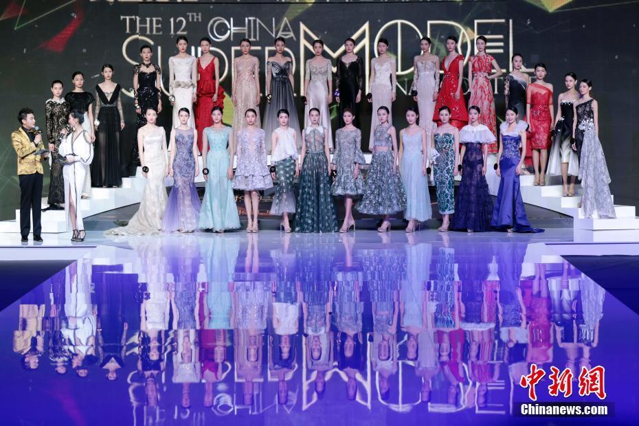 中國超級模特大賽舉行 滿眼都是大長腿！