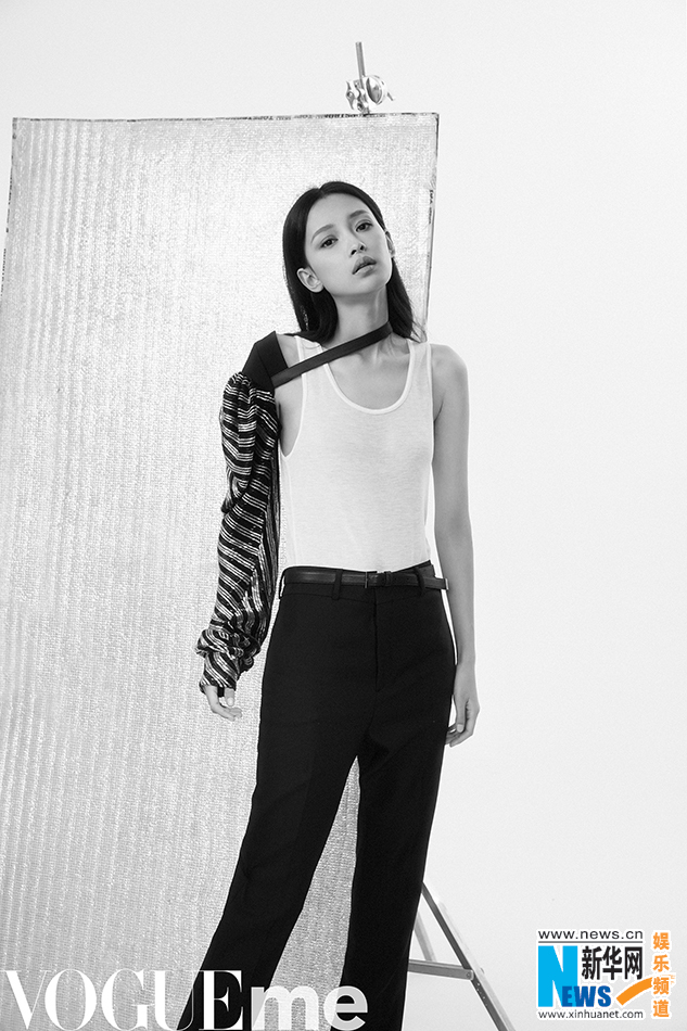 酷girl ！孫怡質(zhì)感大片曝光 眼神霸氣凌厲