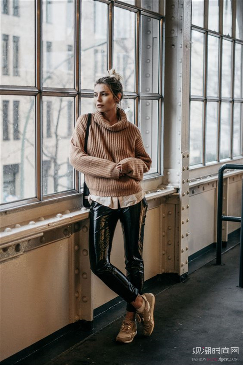 用一件毛衣輕松搞定春季時髦搭配