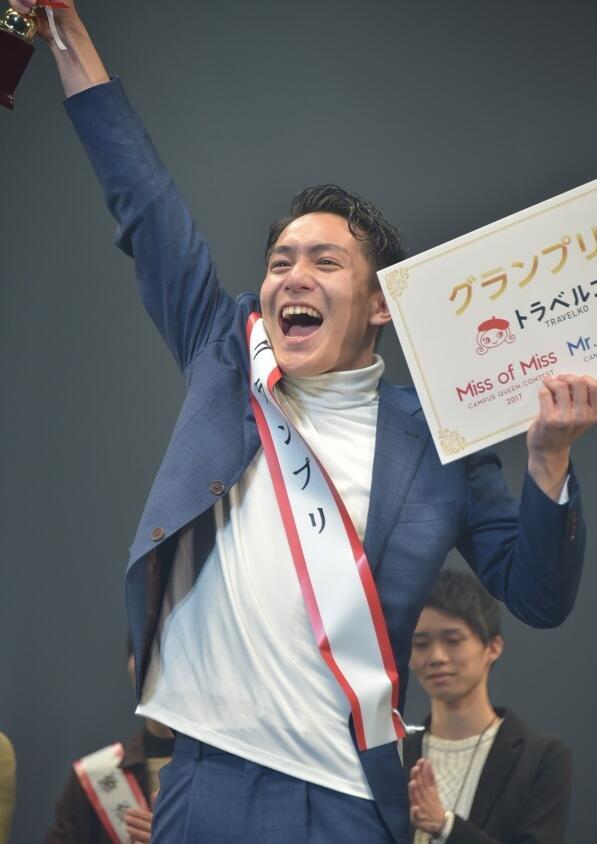 日本2017最美女大學(xué)生出爐 網(wǎng)友：終于不再辣眼睛了