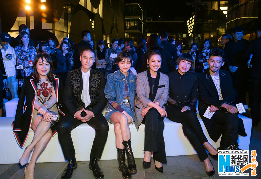 蔣勁夫出席活動(dòng)展好身材 復(fù)古穿搭硬朗率性