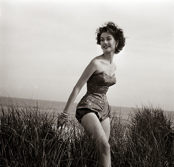 一百年來(lái)，女性完美身材的演變史