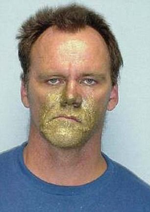 正經點！盤點那些奇葩的犯罪嫌疑人頭像