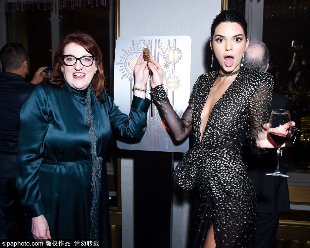 你“肯豆”又調皮了！ 瞪眼嘟嘟嘴滿臉俏皮