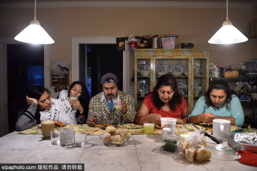 美國(guó)16歲連體姐妹拒做分離手術(shù) 她們的決定讓人無(wú)法理解