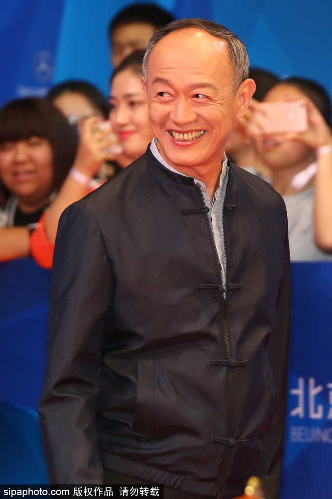 第七屆北京電影節(jié)：莫妮卡·貝魯奇性感現(xiàn)身閉幕式紅毯 林志玲、蔣雯麗、殷桃同場爭艷