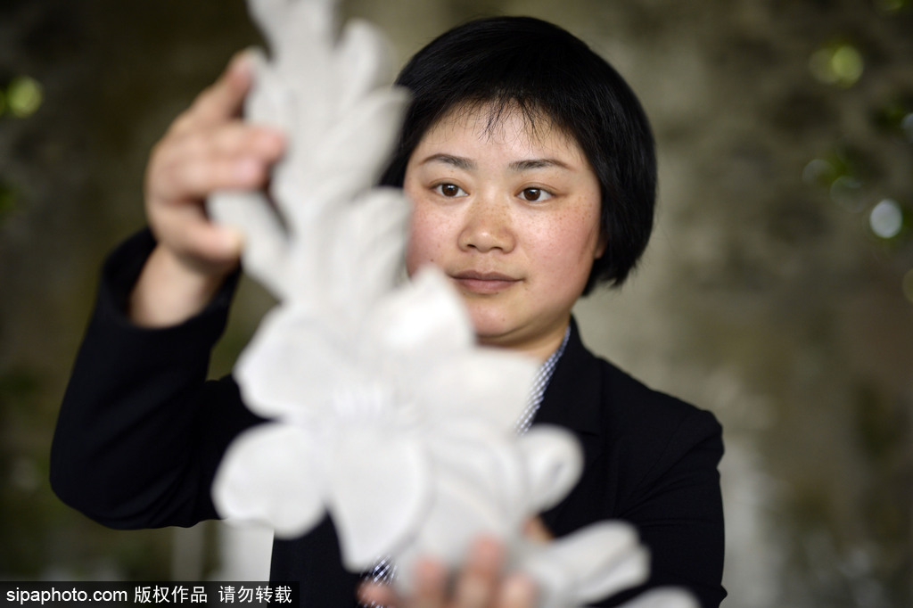 世界這么大！不一定要去迪拜撿垃圾 盤(pán)點(diǎn)世界奇葩工種