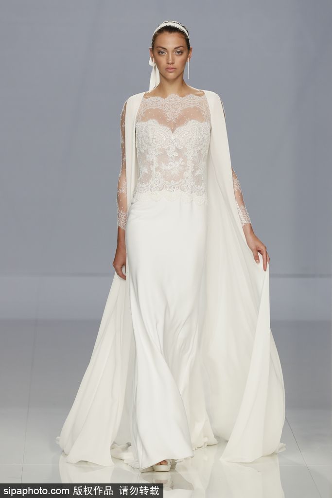 2018巴塞羅那婚紗周開走 純白婚紗唯美優雅