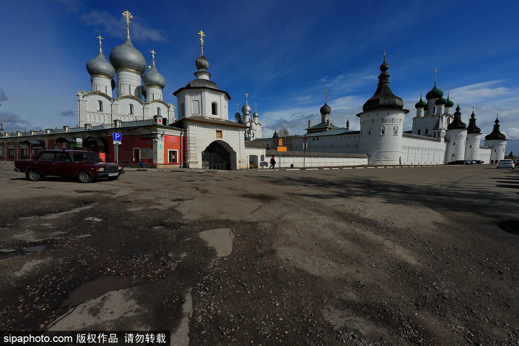 探訪俄羅斯最有價(jià)值的古建筑遺跡：羅斯托夫克里姆林宮