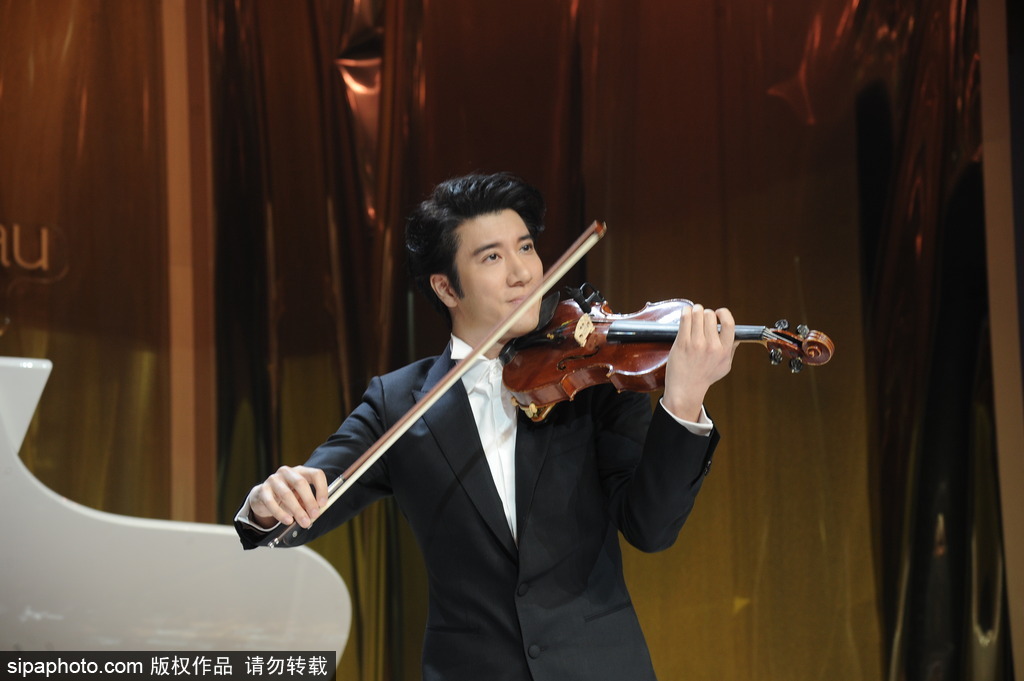 王力宏欲嘗試做導演 現(xiàn)場感恩愛人的支持