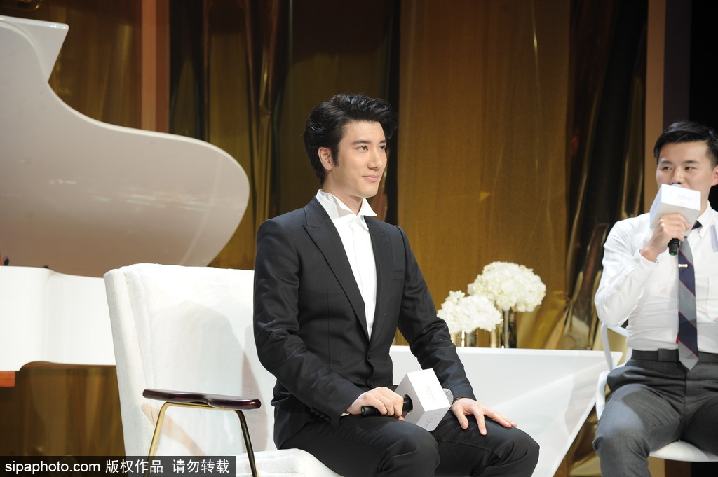 王力宏欲嘗試做導(dǎo)演 現(xiàn)場感恩愛人的支持