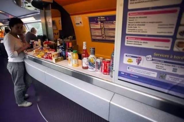 厭倦了國內高鐵餐？來看看“別人家的盒飯”長啥樣