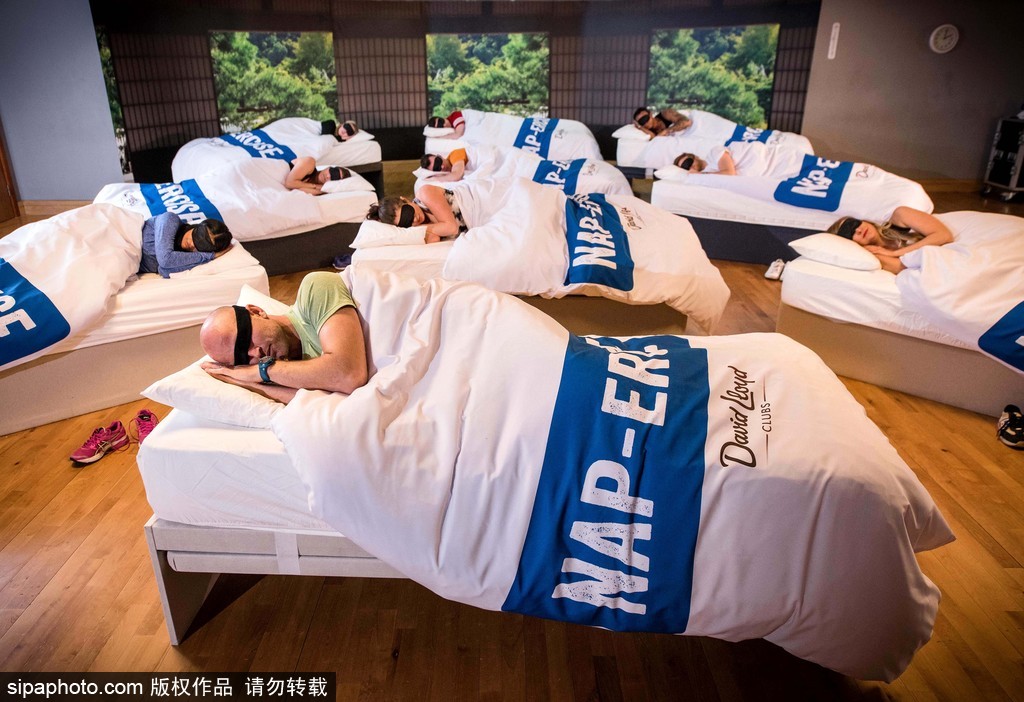 終于可以上課睡覺(jué)了！英國(guó)一俱樂(lè)部推出睡覺(jué)課程