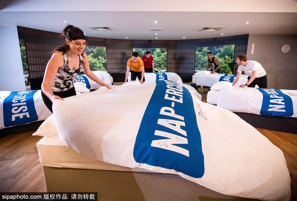 終于可以上課睡覺了！英國一俱樂部推出睡覺課程