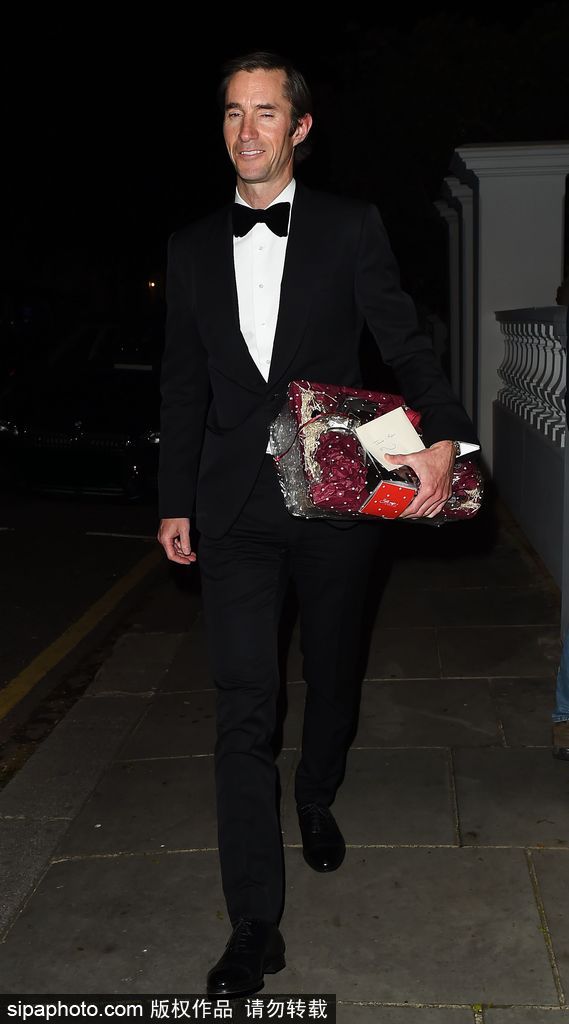 大婚在即？凱特王妃胞妹與高富帥未婚夫夜晚現身笑容燦爛