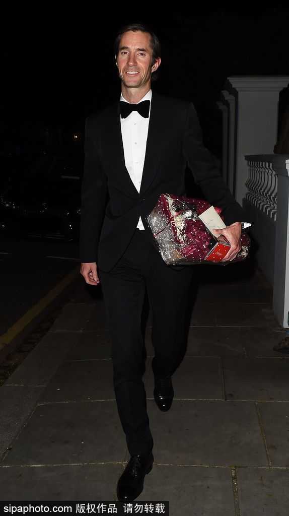 大婚在即？凱特王妃胞妹與高富帥未婚夫夜晚現身笑容燦爛