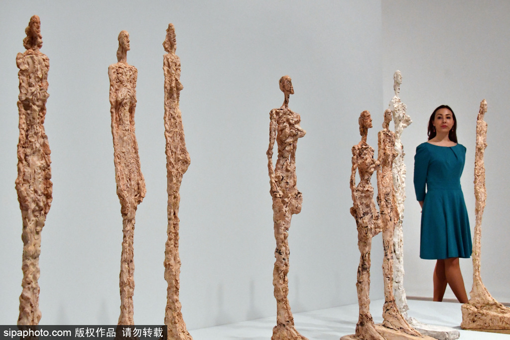 這藝術作品你能看懂？走近瑞士超存在主義雕塑大師賈科梅蒂藝術展