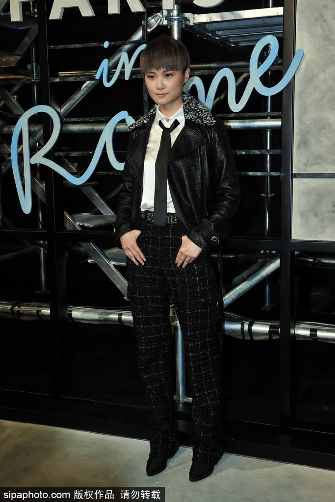 李宇春今晚再戰戛納 盤點“春哥”的時尚之路