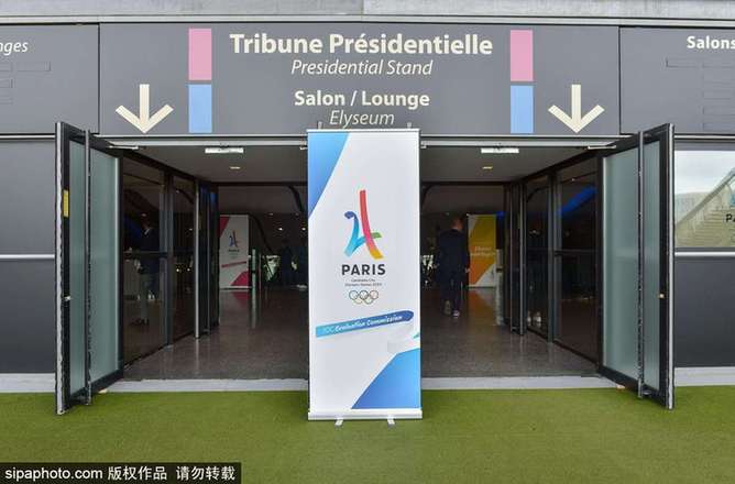 巴黎各景點(diǎn)裝飾一新 為申辦2024年奧運(yùn)會(huì)拉票