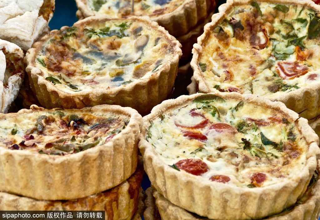 英國豆瓣菜節來襲 小鎮變綠色蔬菜世界