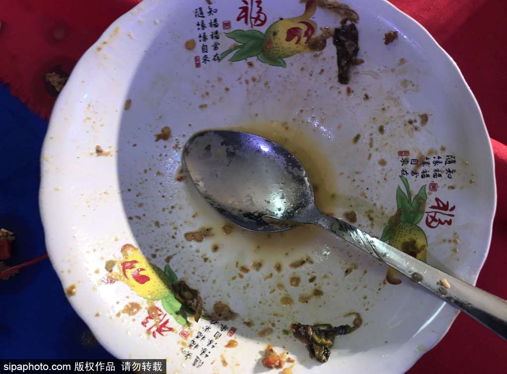 辣心！菲律賓舉辦吃辣椒大賽 參賽者體驗7公斤辣椒奇葩菜