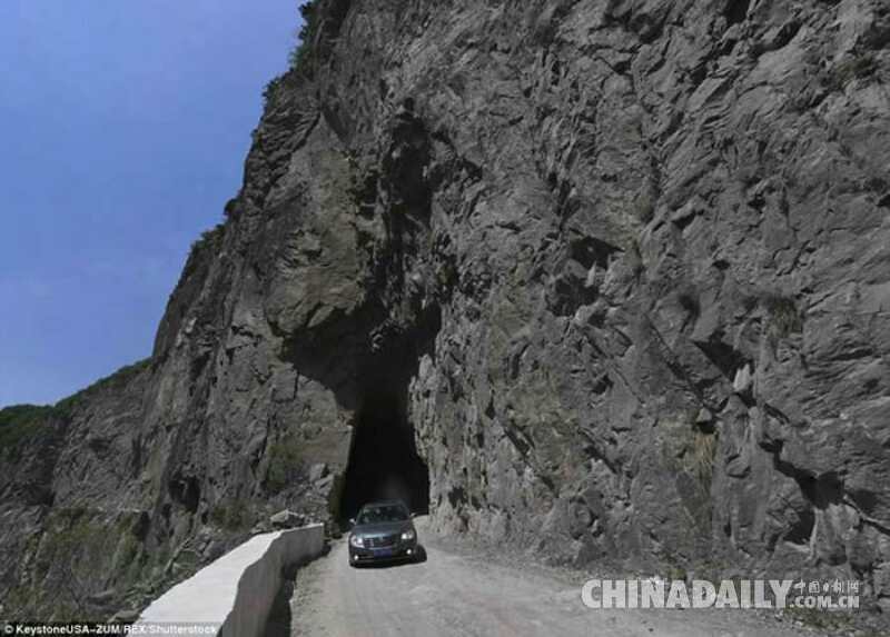 天險公路成“網紅”（組圖）