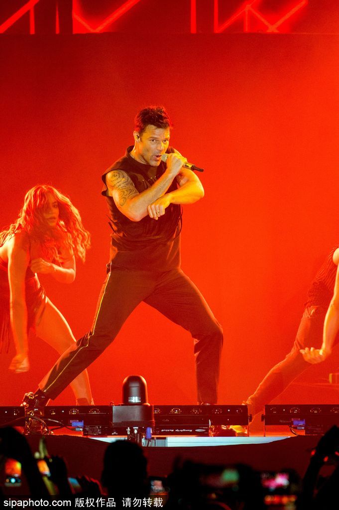 拉丁歌王瑞奇·馬丁西班牙火爆開唱彰顯個(gè)人魅力