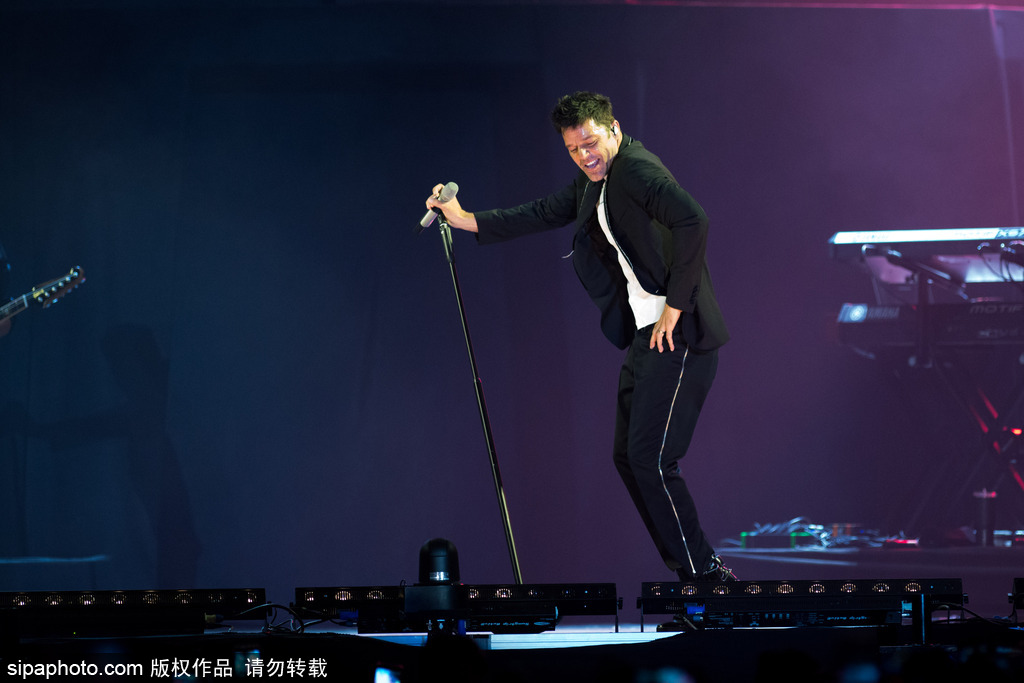 拉丁歌王瑞奇·馬丁西班牙火爆開唱彰顯個(gè)人魅力