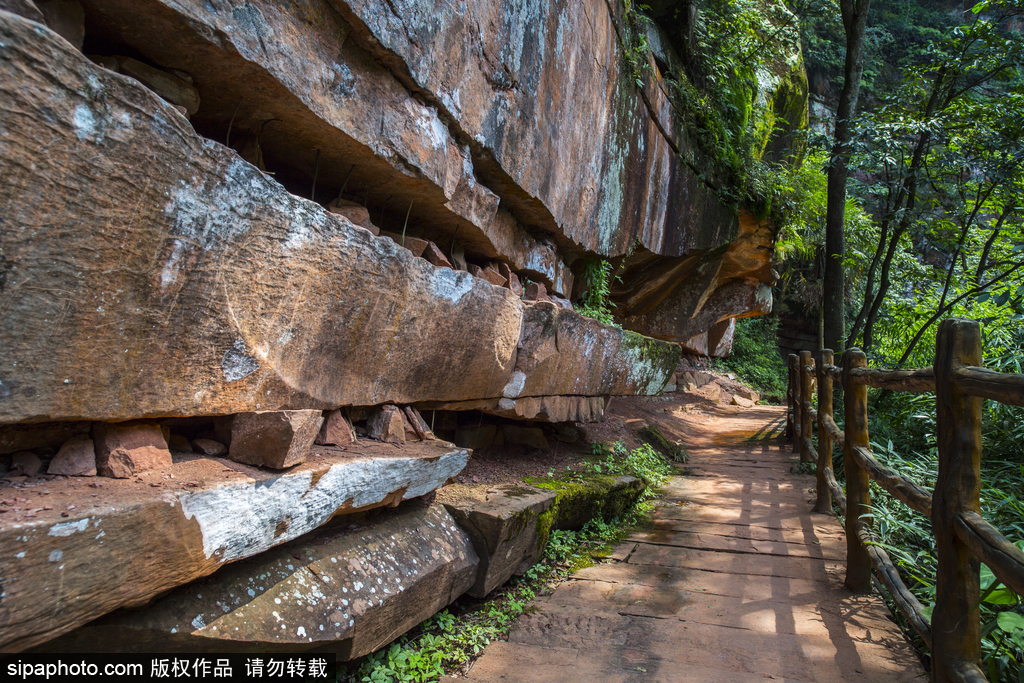 真的美哭了！ 盤點國內最美喀斯特地貌