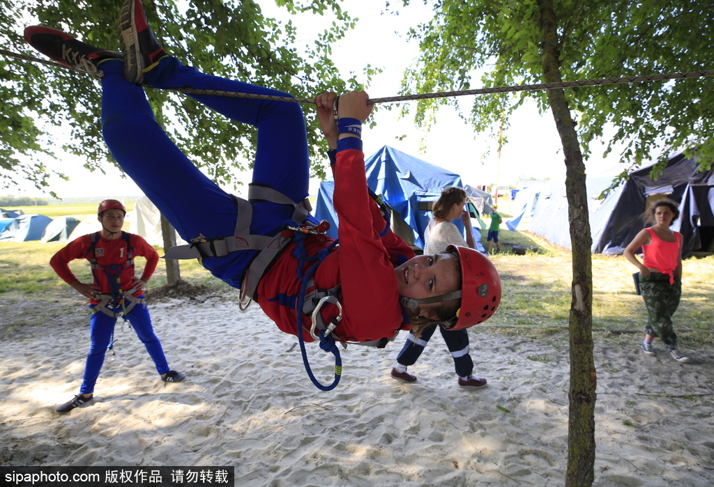 戰斗民族萌娃不簡單 俄羅斯緊急情況部組織兒童夏令營