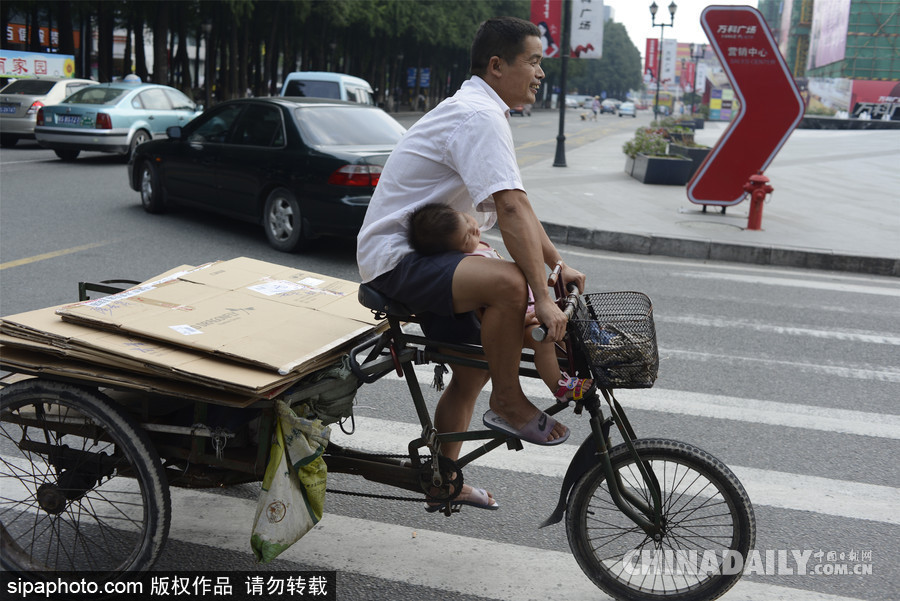 父親節(jié)到來(lái) 盤點(diǎn)“超能力”老爸的親子時(shí)刻