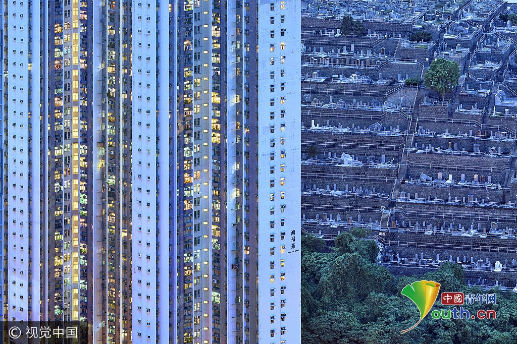 鏡頭下的“藍(lán)色香港” 華燈初上縹緲幽靜