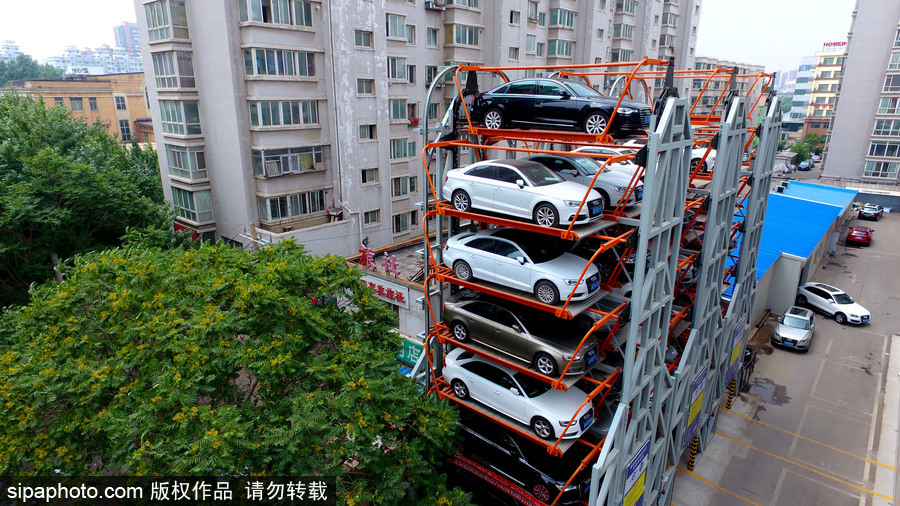 10層樓高垂直式立體停車場亮相沈陽成景觀