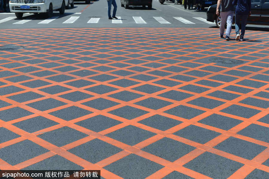 斑馬線也瘋狂 盤點創意人行橫道藝術