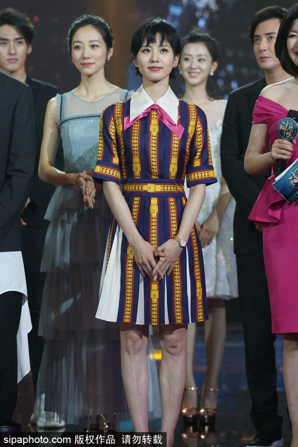 電視劇《醉玲瓏》開播盛典 劉詩詩優雅亮相陳偉霆現場耍寶